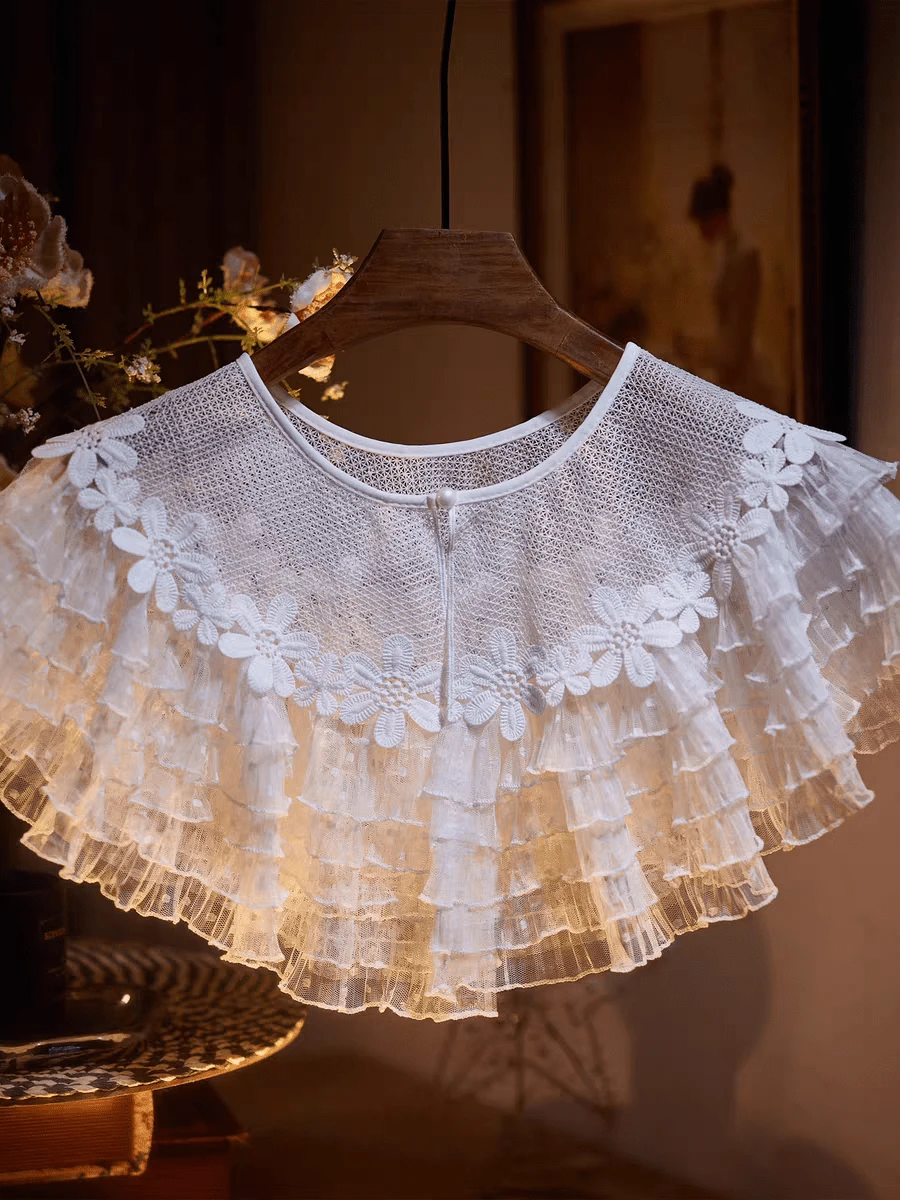 Nuevo vestido de novia corto con cuello redondo y capas, chaqueta tipo chal. Capa decorativa de encaje hidrosoluble versátil, cuello decorativo para vestido de tirantes - Blanco - Ver 1
