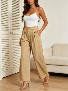Wide-Leg, High-Waisted Trousers With A Pleated Design That Defines The Waist And Elongates The Figure. Made From A Soft, Flowing Fabric That Won't Wrinkle And Offers All-Day Comfort. Their Versatile Style Allows Them To Be Paired With Anything From Basic Tees To Elegant Blouses, Making Them Ideal For Work, Outings, Or Special Occasions. With Functional Details Like Pockets And An Elasticated Back, They Flatter All Body Types And Styles, Becoming A Wardrobe Essential. - 駝色 - 查看 3