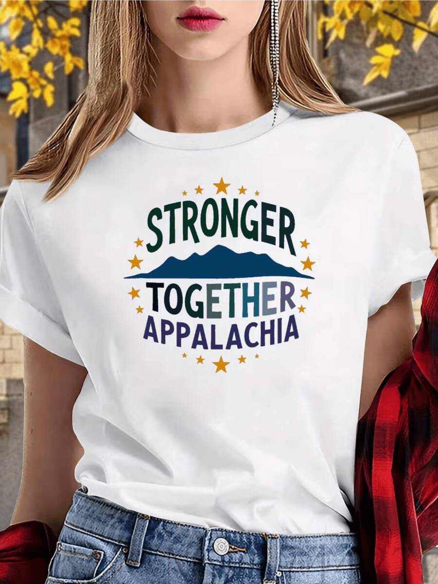 Blue Mountains Surrounded By Golden Stars Symbolize Unity, Strength, And Collective Hope, Reflecting A Positive Spirit And Shared Energy. A Comfortable, Casual Women's T-Shirt, Ideal For Everyday Wear. - 白色 - 查看 1
