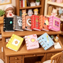 迷你魔法書 手作 DIY 小型裝飾品 迷你書 迷你微縮飾品 樹脂裝飾 娃娃屋飾品 節日禮物 微縮景觀道具 動漫動畫製作場景與各種微縮藝術場景 家居佈局模擬場景 桌面擺飾 攝影道具 - 彩色 - 查看 2