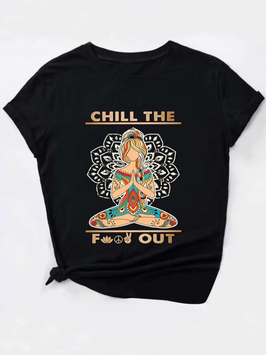 Woman In Meditation Pose Surrounded By A Symbolic Mandala That Conveys Calm, Balance And Inner Energy, Ideal For A Free Spirit, Comfortable And Modern Casual Women's T-Shirt - 黑色 - 查看 1