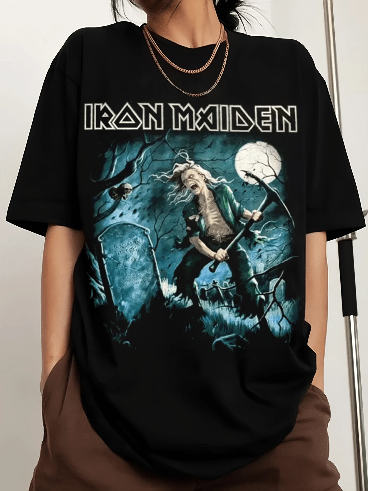 IRONSS MAIDENSS Benjamin Crew-Neck Printed Men's Fashion Short-Sleeve Sports T-Shirt - Black - View 1