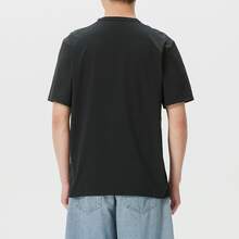 Camiseta de entrenamiento Nike HYVERSE Dri-FIT suave y cómoda de secado rápido para hombre - Negro - Ver 3