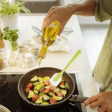 矽膠刮刀 2 件組，耐熱柔軟刮刀配不鏽鋼芯 - 高品質握把廚房用具 - 無縫、耐用、可用洗碗機 - 彩色 - 查看 4