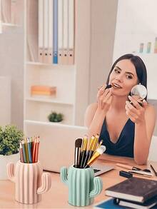 Hộp đựng bút hình cây xương rồng sáng tạo, hộp đựng đồ dùng văn phòng phẩm cho học sinh, bình hoa nhựa dễ thương phù hợp để đựng đồ dùng văn phòng phẩm, trang trí bàn làm việc, ban công, phòng ngủ, phòng khách, quà tặng sinh nhật, quà tặng Halloween, trang trí mùa thu, trang trí phòng ngủ, hộp đựng bút, phụ kiện bàn làm việc, trang trí bàn làm việc, trang trí văn phòng, hộp đựng đồ dùng văn phòng, bàn làm việc, hộp bút chì, đồ dùng học tập, túi đựng bút chì, sắp xếp bàn làm việc. - Nhiều màu - Xem 4