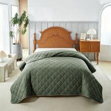 1 chiếc chăn bông cỡ lớn, nhẹ, mềm mại, mỏng cho giường đôi, bộ đồ giường dùng được cả bốn mùa xuân và hè. - Hình thoi - Xanh quân đội - Xem 6