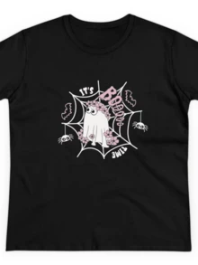 Adorable Ghost With A Pink Flower Crown Surrounded By Spiderwebs And Tiny Bats Symbolizes The Union Between Tenderness And Mystery, Evoking A Cheerful Festive Spirit. Women's Casual, Elegant, And Comfortable T-Shirt For Everyday Wear. - 黑色 - 查看 8