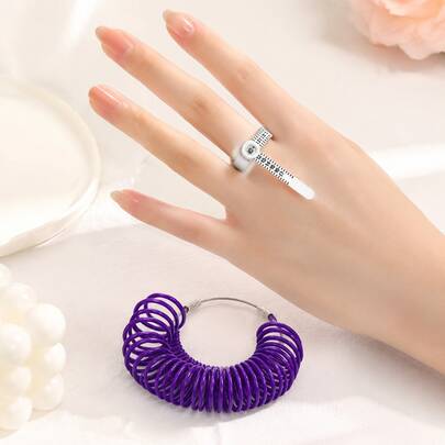 Plastic Ring Sizer With Magnifier, Plastic Gauge For Ring Measurement, Fits European, US And UK Sizes 0-13, A-Z