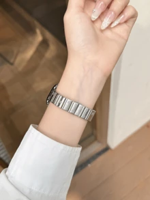 1条休闲流行扁平压纹替换表带，兼容45mm、44mm、40mm、49mm、46mm、41mm、38mm、42mm手表，兼容Series 11、10、Ultra、9、8、7、6、SE、5、4、3、2、1，不锈钢表带，适用于商务/通勤手表（49/45/44/42mm，银色） - 彩色 - 查看 11