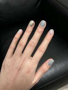 10 pezzi di unghie finte verde menta e nude, unghie finte corte e rotonde con glitter argento, punte di unghie finte riutilizzabili realizzate a mano per uno stile minimalista ed elegante - Multicolore - Visualizzare 3