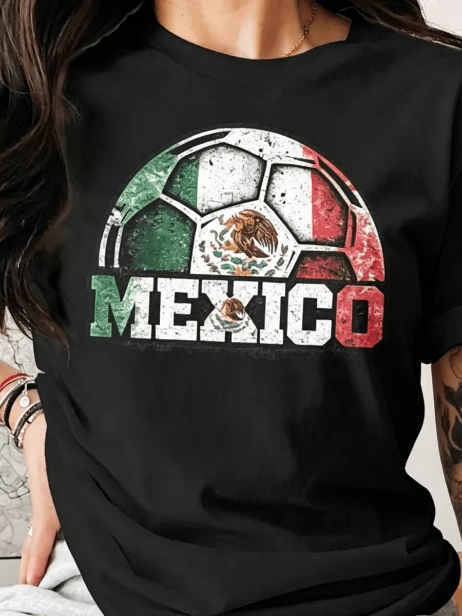 Camiseta de manga corta para mujer con estampado MEXICO y balón de fútbol en bloques verde, y rojo con efecto desgastado - Negro - Ver 1