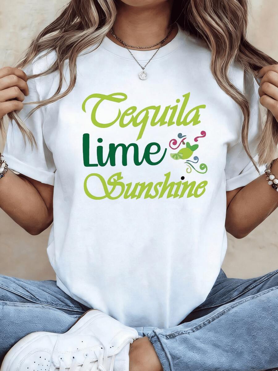 Palabras coloridas que expresan alegría con letras verdes que evocan frescura tropical y energía positiva inspirada en el sol y el espíritu mexicano camiseta de mujer casual moderna cómoda para días soleados - Blanco - Ver 1