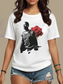 A Sporty Figure With A Number And A Large Red Rose Symbolizes Strength And Passion United In A Modern Artistic Combination Full Of Energy And Confidence. This Attractive And Comfortable Casual Women's T-Shirt Is Perfect For Everyday Wear. - 白色 - 查看 8