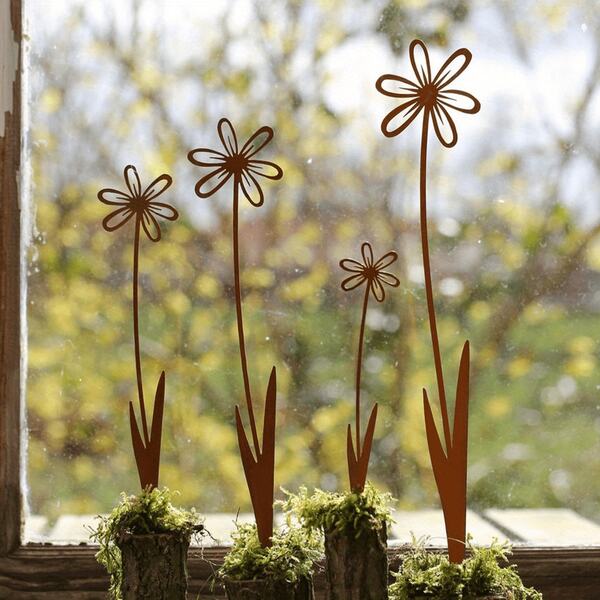 4pcs Rusty Metal Flower Picks - Rustic Garden Yard Art, Decorate Lawn, Outdoor Metal Plant Decor, Suitable For Patio, Lawn And Garden, Yard Decoration