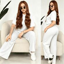 Comfort And Style In One Outfit! Upgrade Your Look With Our 2-Piece Set: A Ribbed Top And Super Comfortable Pants. Available In Various Colors. Women's 2-Piece Casual Set: Short-Sleeve Crew Neck Top And High-Waisted Loose Wide-Leg Pants - Ribbed Textured Loungewear Set For Summer And Yoga - Putih - View 2