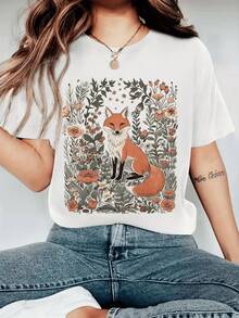A Fox Surrounded By Wildflowers Symbolizes The Connection With Nature And Feminine Cunning In An Environment Full Of Harmony And Freedom. Women's T-Shirt With A Modern Artistic Print And Casual Touch - 白色 - 查看 1