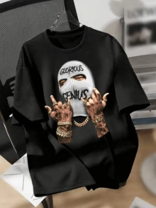 Tattooed Hands Displaying A Rebellious Attitude With Gold Chains And A Shiny Mask Expressing Strength, Freedom, And Modern Urban Style. Comfortable Casual Women's T-Shirt - 黑色 - 查看 1