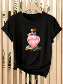 Bottle With A Pink Heart Symbolizing Pure Love, Hope, And Positive Energy In A Magical Jar Surrounded By Light And Nature. A Modern, Casual Women's T-Shirt, Ideal For Everyday Wear, Comfortable And Attractive. - 黑色 - 查看 8