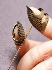 2个复古可调节顶针，手工黄铜顶针护指器，适用于家庭缝纫、十字绣工具 - A - 查看 2