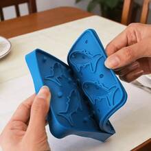 1/2pcs Silicone Shark Shaped Tray, Includes 4-Cavity Mold Tray And 1 Funnel, Creative Animal 3D Shark Shaped Ice Cube Mold, Reusable And Stackable, Soft And Easy To Remove, Suitable For Ice Cubes, Whiskey, Cocktails, Desserts, Parties, Beer, Coffee, Easter And Holiday Decorations - A - View 3
