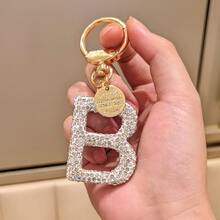 1个镶满水钻的26个英文字母金属汽车钥匙链，闪亮粘土水晶字母吊坠钥匙扣包饰 - 白色 - 查看 3