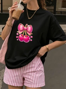 Women's Multicolor Short-Sleeve Crew Neck T-Shirt - "Sweet & Cool" Cherry And Bow Print - Versatile Summer Top - Pure Cotton Basic T-Shirt - "Sweet & Cool" Cherry And Bow Print - Casual, Modern, And Perfect For Everyday Wear - Loose Fit T-Shirt - Adorable Cherry And Bow Print - Ideal For Summer Outings - 黑色 - 查看 8
