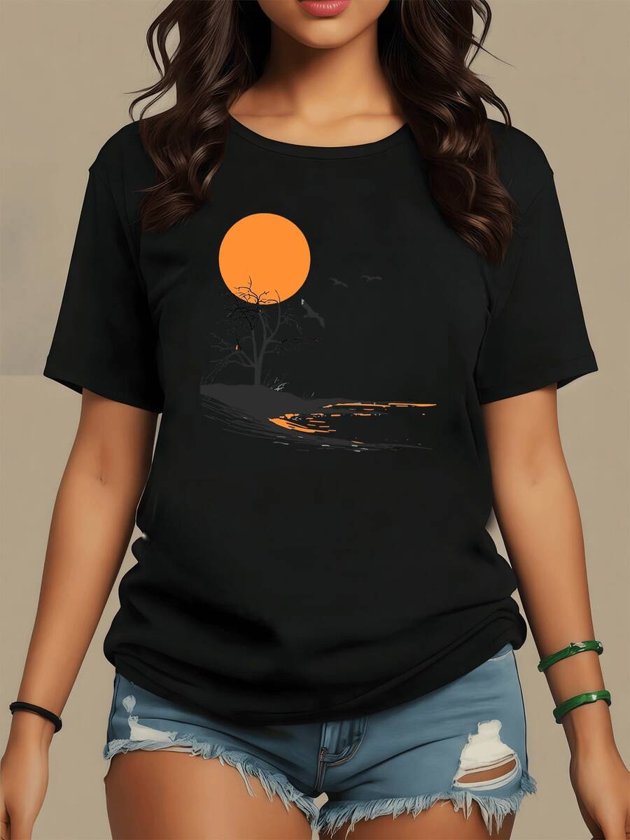 Radiant Sun Over A Tranquil Lake Landscape With Birds Flying At Sunset Reflecting Calm And Natural Beauty. Women's T-Shirt For A Comfortable And Modern Casual Look, Ideal For Relaxed Days. - 黑色 - 查看 1