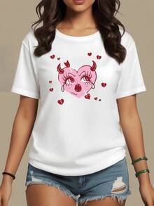 Corazón rosa con cuernos y flechas simbolizando la mezcla entre amor apasionado y rebeldía rodeado de pequeños corazones que reflejan emociones intensas y libres camiseta de mujer moderna y cómoda para uso casual diario - Blanco - Ver 8