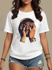 Hands That Hold The Strength Of Luxury And Confidence Adorned With Golden Jewels That Symbolize Power, Elegance And Modern Attitude; Comfortable Modern Casual Women's T-Shirt For Summer - 白色 - 查看 8