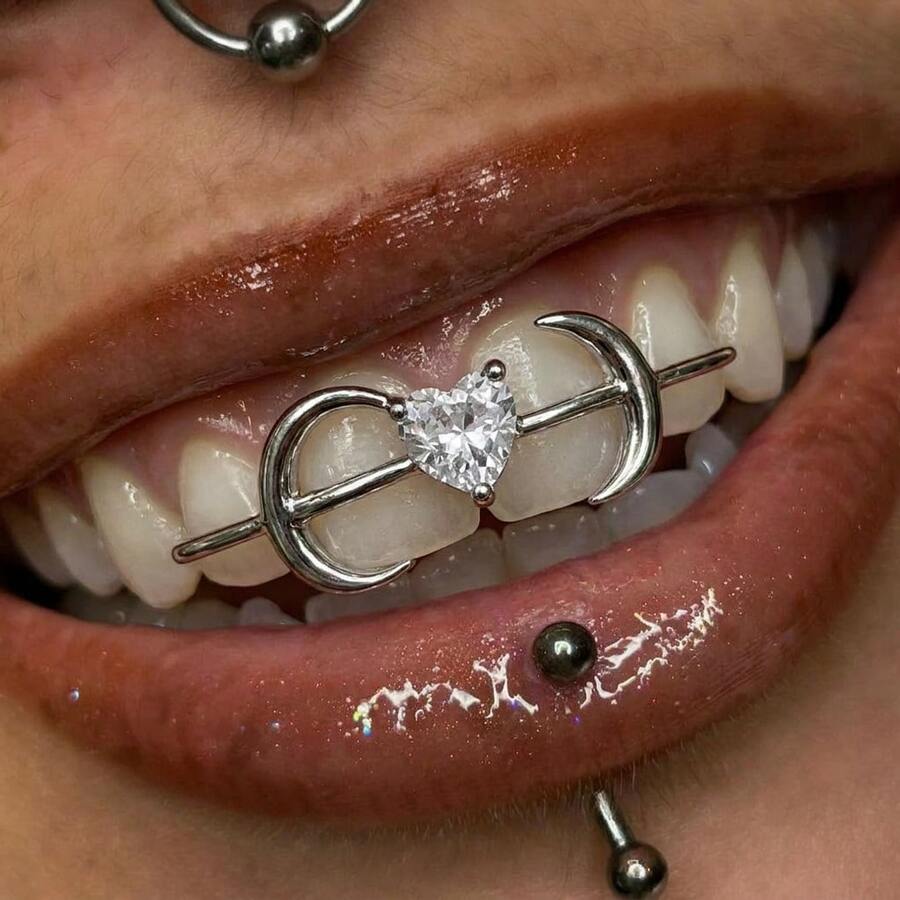 1pc Hollow Heart-Shaped Zirconia Tooth Decor, Music Festival/Vacation Photoshoot Stage Prop Accessory, Unisex Holiday Gift - Multicolor - View 1
