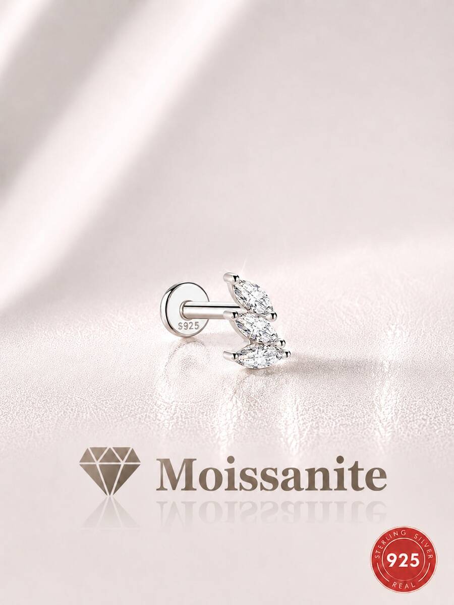 1 chiếc khuyên tai bạc 925 mạ vàng 18K, thiết kế phẳng, đính 3 viên đá Moissanite hình bầu dục, kiểu dáng thời trang, không gây dị ứng và không phai màu, hoàn hảo cho đeo hàng ngày, dự tiệc, đám cưới, quà tặng Ngày của Mẹ và các dịp lễ khác. - Bạc - Xem 1