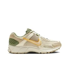 Nike Zoom Vomero 5 Comfortable And Durable Low-Top Running Shoes For Casual Training And Urban Commuting, Women's, Off-White/Yellow-Green - Khaki - View 2