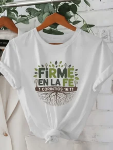 Símbolo de raíces profundas que representan la fortaleza espiritual y la conexión con la fe mostrando hojas verdes que evocan crecimiento paz y esperanza camiseta de mujer con mensaje inspirador cristiano - Blanco - Ver 1