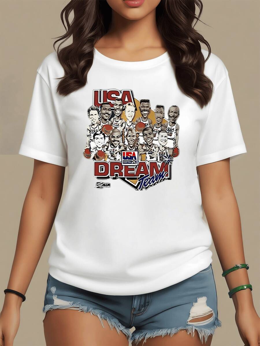 Basketball Players Celebrating Together Under The Title USA Dream Team Symbolizing Teamwork, Passion, And Sports Pride On A Modern, Comfortable, Casual Women's T-Shirt For Everyday Wear - 白色 - 查看 1