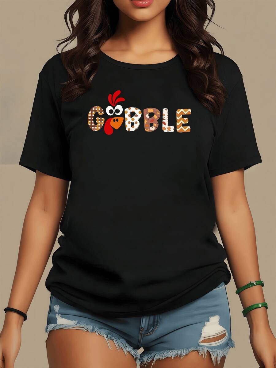 Figura colorida de pavo con letras decoradas que simbolizan alegría y gratitud inspirada en la temporada de cosecha y cenas familiares camiseta de mujer casual cómoda para uso diario - Negro - Ver 1