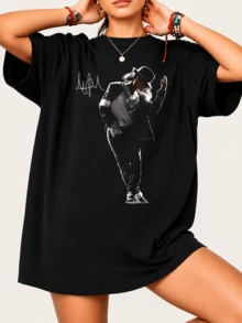 Mkjkson Fan T-Shirt Featuring His Iconic Moonwalk And Signature, 100% Cotton, Unisex - Black - View 6