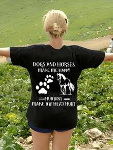 Camiseta drtida con estampado gráfico para mujer - Camiseta casual de manga corta y uste entallado - Llamativa camiseta negra con la frase "LOS PERROS Y LOS CABALLOS ME HACEN FELIZ" sobre una extravagante huella de pata de perro e ilustración de caballo, camiseta elegante casual de manga corta - Negro - Ver 2