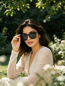 Montblanc Luxury-Basic Black-Framed Rectangular Fashion Glasses, Suitable For Business And Commuting With Dark Gray Anti-UV Lenses, Acetate Fiber Frame Paired With Metal Accents, Which Enhances The Face Shape And Has A Subtle And Elegant Look. Perfect For Daily Commuting, Outdoor Outings, Vacation Street Photography. It's A Gender-Neutral, Versatile Style That Can Easily Create A Neat And Elegant Atmosphere. - Black - View 4