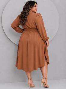 Women's Plus Size Dress With Wrap Neckline, Long Sleeves, Side Slit, Loose Fit, For Parties - 駝色 - 查看 4