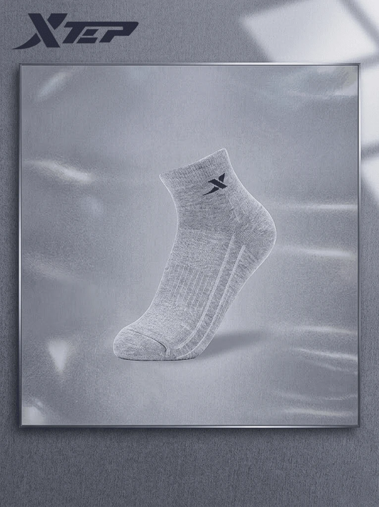 XTEP--Mid-Calf Socks I Mid-Calf Socks Men's Breathable Badminton Running Sports Socks Comfortable Soft Mid-Calf Socks 5 Pairs Light Gray - Light Gray - View 1