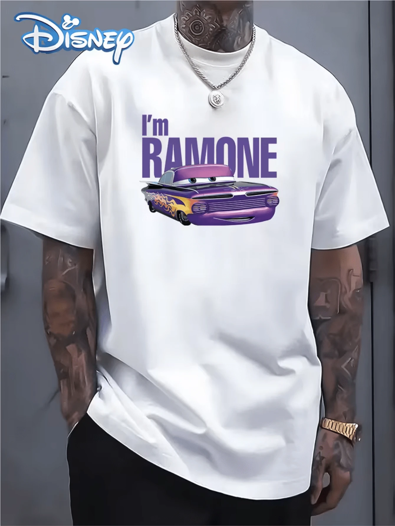 (Disney Licensed T Shirts)Disney PIXAR1 Cars Ramone "I'm Ramone" Flames Graphic Tee Men's Oversized Crew Neck Short Sleeve T-Shirt, Casual Streetwear With Purple Ramone Lowrider Car Print, Classic Cars Movie Loose Fit Casual Top, Mens Clothes, Men, Ropa De Hombre, Summer Clothes, Men Shirts, Graphic Tees, Disney Outfits Men, Graphic Tees, Camisetas Para Hombre, Camisas Para Hombre, Summer Outfits For Men, Father's Day Gift, Perfect Gift For Family And Friends, Which Are Necessary For Birthday Parties, Disney Shirts, Mens Clothes, Summer Clothes, Officially Licensed Disney T-Shirts, Disney Men's And Women's Spring/Summer Fashion Casual Short-Sleeve T-Shirts, Disney Top - trắng - Xem 1