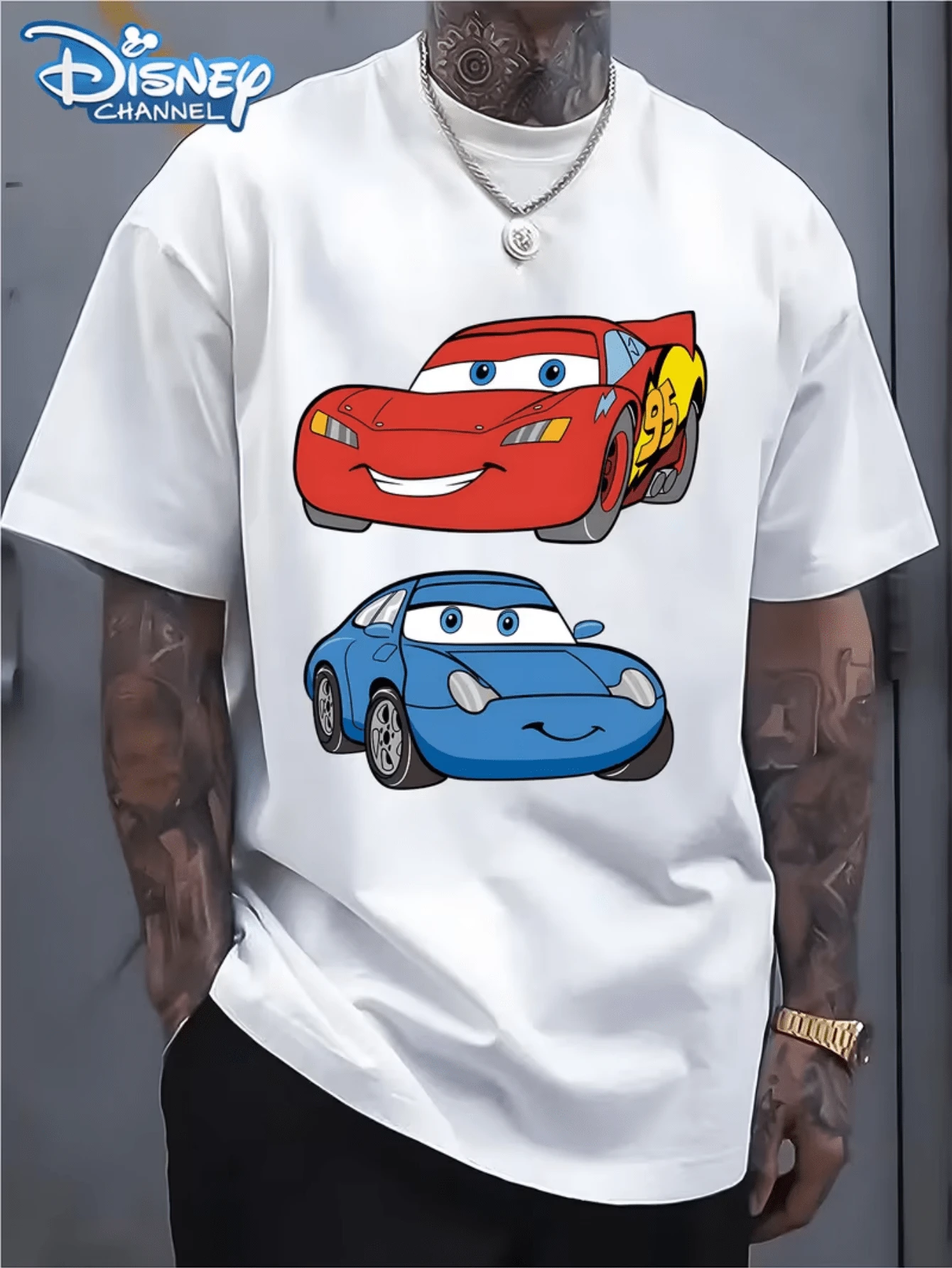 (Disney Licensed T Shirts)Disney PIXAR1 Cars Lightning McQueen & Sally Couple Graphic Tee Men's Oversized Crew Neck Short Sleeve T-Shirt, Casual Streetwear With Red And Blue Racing Cars Print, Classic Cars Movie Loose Fit Tee, Mens Clothes, Men, Ropa De Hombre, Summer Clothes, Men Shirts, Graphic Tees, Disney Outfits Men, Graphic Tees, Camisetas Para Hombre, Camisas Para Hombre, Summer Outfits For Men, Father's Day Gift, Perfect Gift For Family And Friends, Which Are Necessary For Birthday Parties, Disney Shirts, Mens Clothes, Summer Clothes, Officially Licensed Disney T-Shirts, Disney Men's And Women's Spring/Summer Fashion Casual Short-Sleeve T-Shirts, Disney Top - trắng - Xem 1