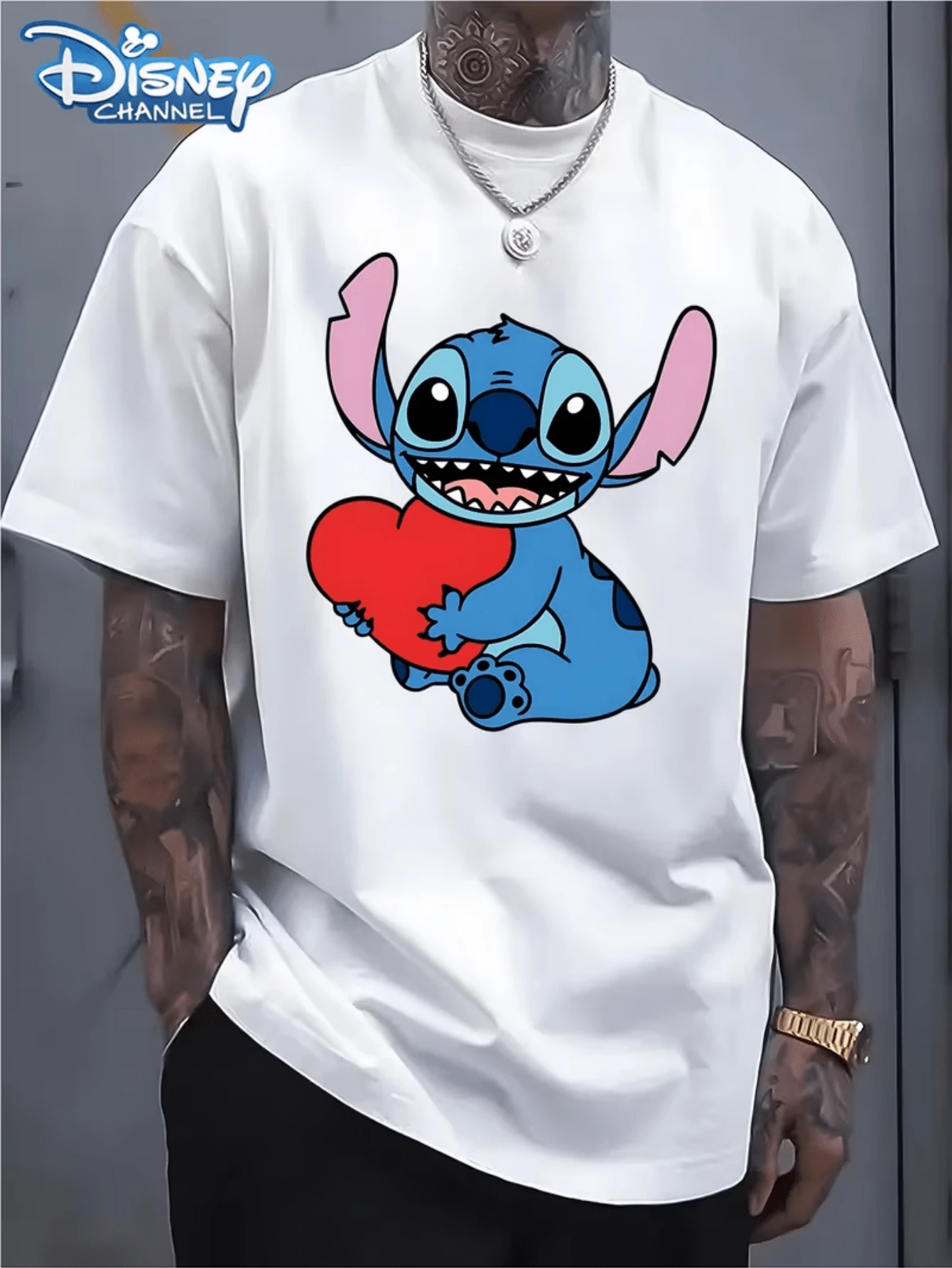 (Disney Licensed T Shirts)Disney Lilo & Stitch Stitch Hugging Red Heart Graphic Tee Men's Oversized Crew Neck Short Sleeve T-Shirt, Casual Streetwear With Cute Stitch Holding Heart Print, Adorable Alien Stitch Loose Fit Tee, Mens Clothes, Men, Ropa De Hombre, Summer Clothes, Men Shirts, Graphic Tees, Disney Outfits Men, Graphic Tees, Camisetas Para Hombre, Camisas Para Hombre, Summer Outfits For Men, Father's Day Gift, Perfect Gift For Family And Friends, Which Are Necessary For Birthday Parties, Disney Shirts, Mens Clothes, Summer Clothes, Officially Licensed Disney T-Shirts, Disney Men's And Women's Spring/Summer Fashion Casual Short-Sleeve T-Shirts, Disney Top - trắng - Xem 1
