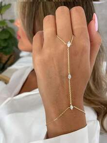 Cadena de dedo conectada cúbica, accesorio de mano de lujo y versátil para fiestas con pavé completo de rhinestones, pulsera minimalista brillante con cadena posterior - Dorado - Ver 1