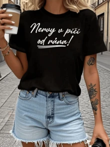 Frase divertida que expresa el cansancio desde tempranas horas con un toque de humor espontáneo ideal para mujeres seguras camiseta de mujer casual con mensaje atrevido y moderno para uso diario - Negro - Ver 8