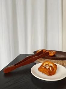 Personalized Custom Toaster Food Tongs, Customizable With Names/Logos, Etc., Personalized Cooking Tongs Made Of Nanmu Wood, Reusable, Suitable For Griping Cheese, Bacon, Muffins, Fruits, Bread, And Other Foods, A Practical Essential Kitchen Tool, Convenient For Gripping, Cooking, Baking, And Barbecuing - Khaki - View 3