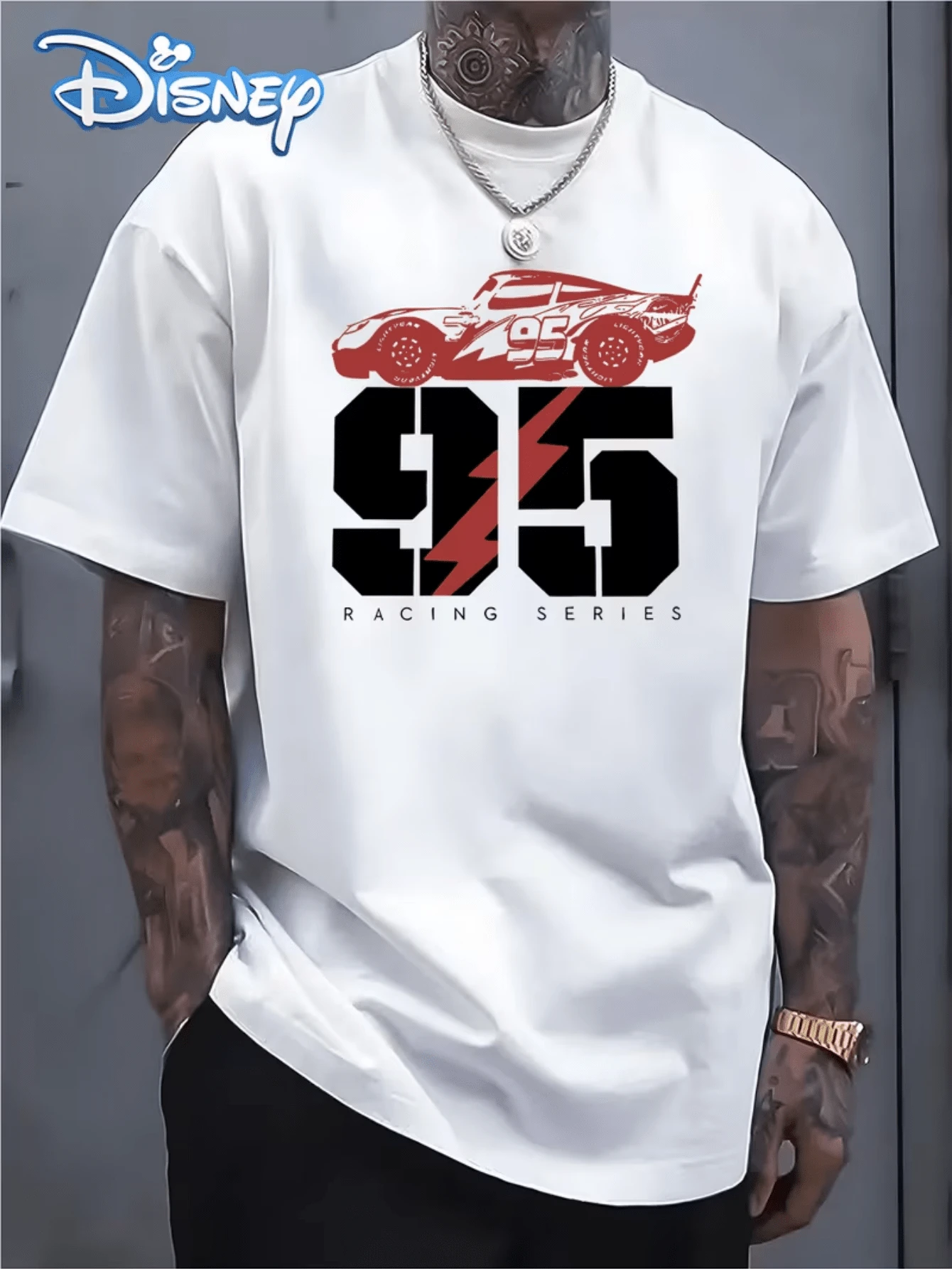 (Disney Licensed T Shirts)Disney PIXAR1 Cars Lightning McQueen 95 Racing Series Graphic Tee Men's Oversized Crew Neck Short Sleeve T-Shirt, Casual Streetwear With Red Lightning McQueen Silhouette & "95" Number Print, Retro Racing Movie Loose Fit Casual Top, Mens Clothes, Men, Ropa De Hombre, Summer Clothes, Men Shirts, Graphic Tees, Disney Outfits Men, Graphic Tees, Camisetas Para Hombre, Camisas Para Hombre, Summer Outfits For Men, Father's Day Gift, Perfect Gift For Family And Friends, Which Are Necessary For Birthday Parties, Disney Shirts, Mens Clothes, Summer Clothes, Officially Licensed Disney T-Shirts, Disney Men's And Women's Spring/Summer Fashion Casual Short-Sleeve T-Shirts, Disney Top - trắng - Xem 1