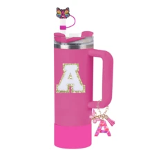 A-Z 4件組 30-40盎司杯子配件套組－配件套組，A字母吊飾、A水杯矽膠保護底座、A水杯字母貼紙，日常節日驚喜禮物（不含杯子） - 蝴蝶玫紅色四件套 - 查看 3