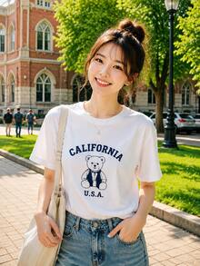 Envío local:Camiseta Gráfica de Oso California para Mujer, Top Blanco Oversize con Diseño Retro, Ideal para Estilo Preppy y Salidas Universitarias - Blanco - Ver 1