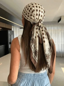 1条女士优雅休闲波点缎面围巾/头巾，法式女士丝巾发饰，轻盈透气，适合各种场合，如婚礼、派对、工作、通勤、海滩度假、母亲节礼物 - 杏色和棕色 - 查看 2